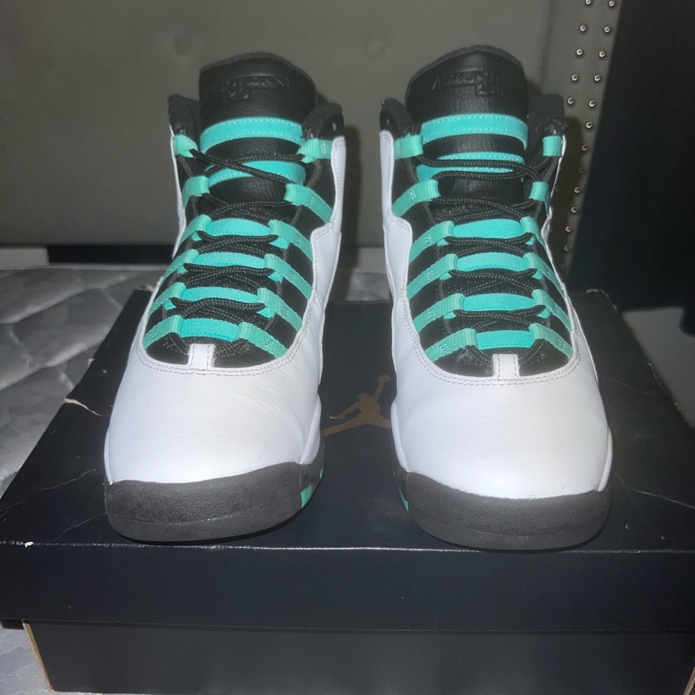 Retro 10 “mint”